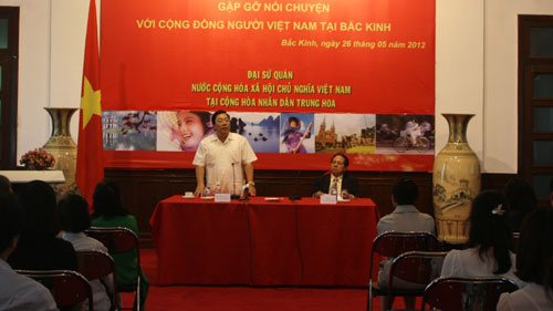 Vicecanciller vietnamita visita China